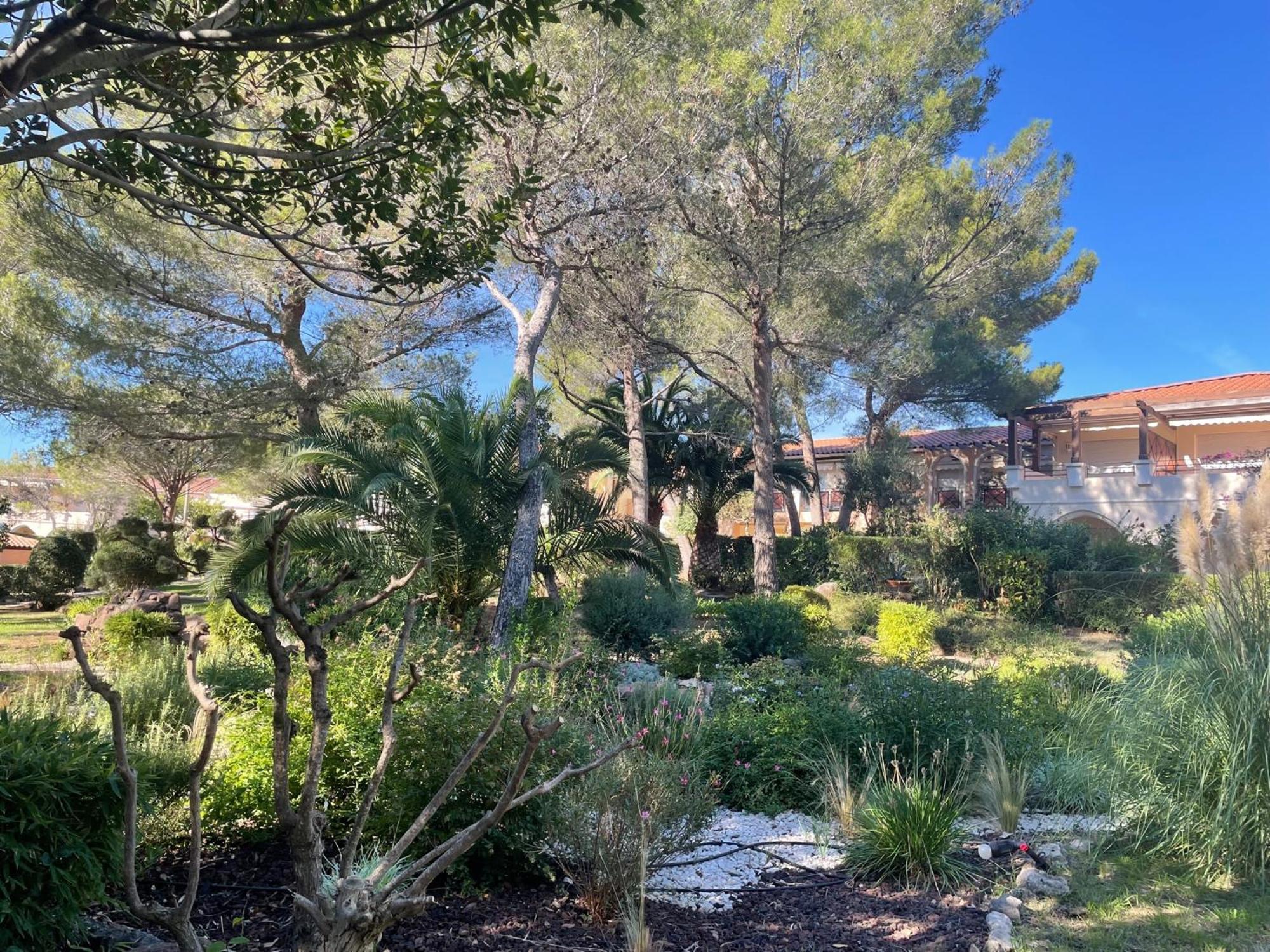 2 Pieces Saint Raphael Renove, Classe 4 Etoiles, 100 M Plages, Piscine, Tennis, Parc, Terrasse, Jardin Privatif Extérieur photo