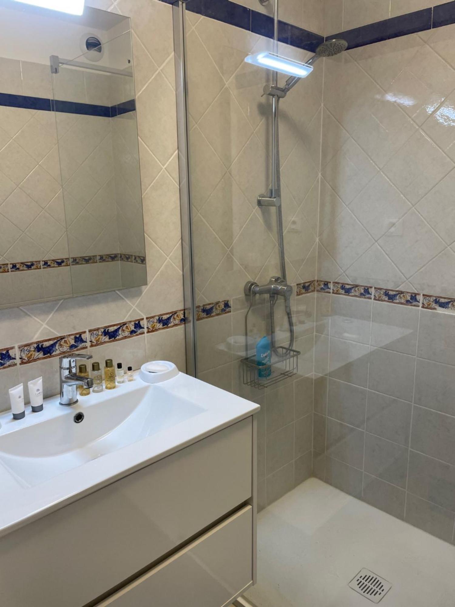 2 Pieces Saint Raphael Renove, Classe 4 Etoiles, 100 M Plages, Piscine, Tennis, Parc, Terrasse, Jardin Privatif Extérieur photo